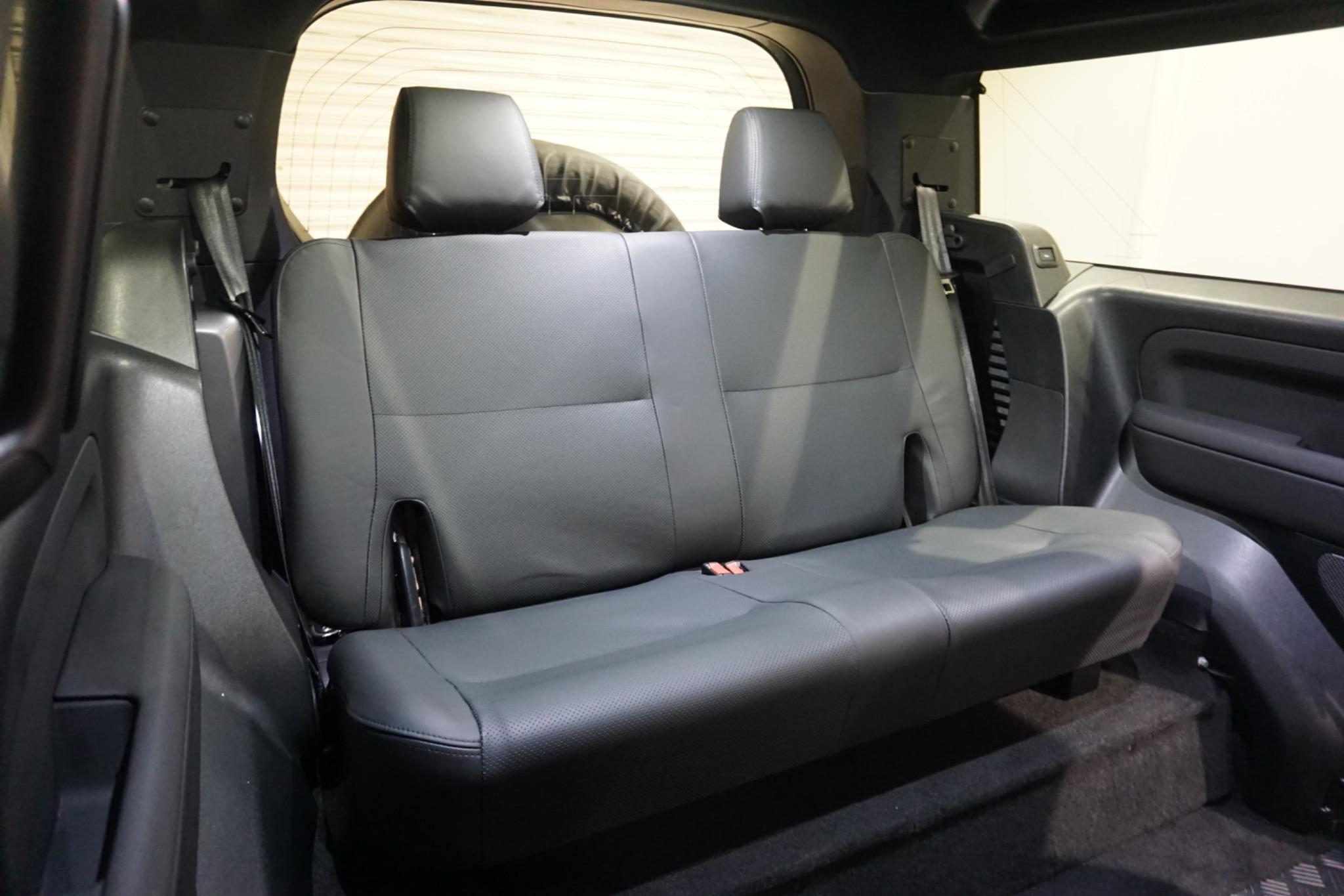 Land Rover Defender 90 3.0 D300 MHEV X-Dynamic HSE Hard Top SUV Auto 4WD SWB Euro 6 (s/s) 3dr